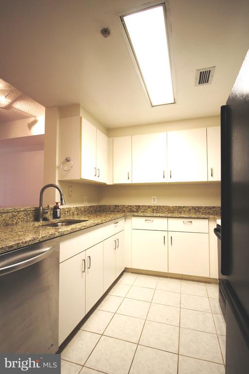2301 N N STREET NW Unit: 407