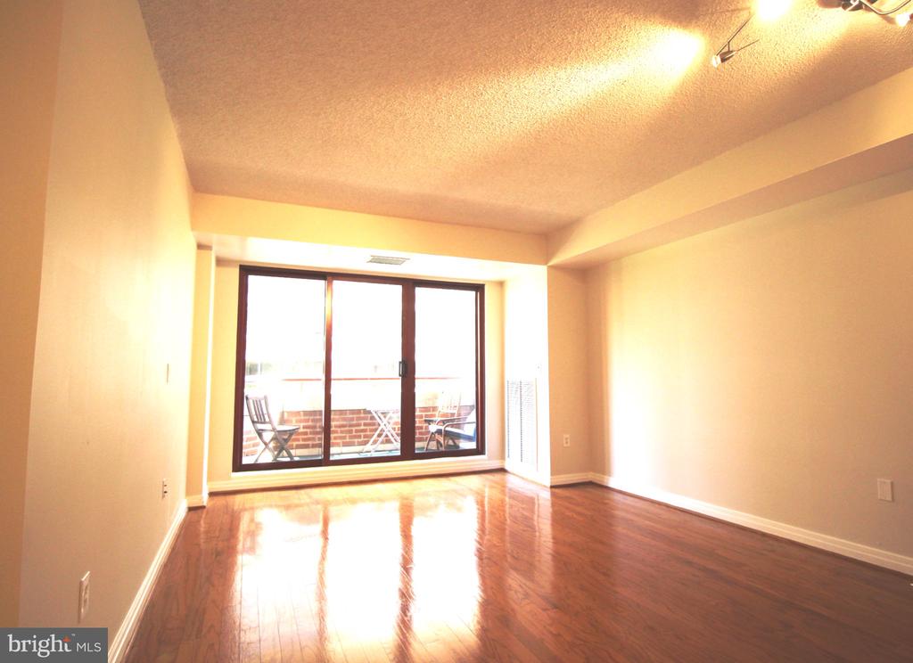 2301 N N STREET NW Unit: 407