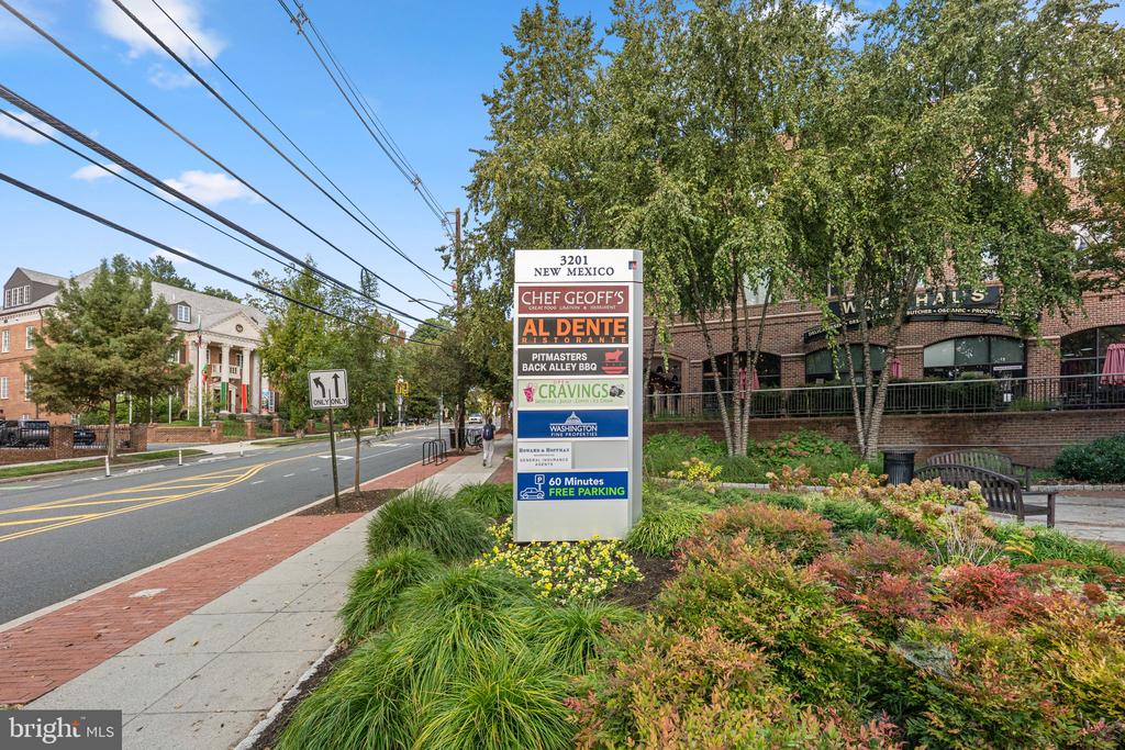 4201 CATHEDRAL AVENUE NW Unit: 215W