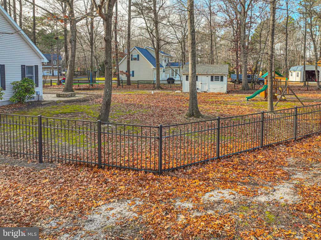 202 W MANOR DRIVE