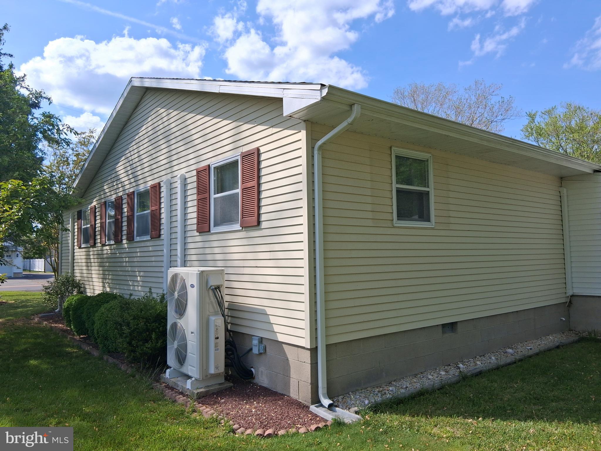 37072 CLUBHOUSE ROAD