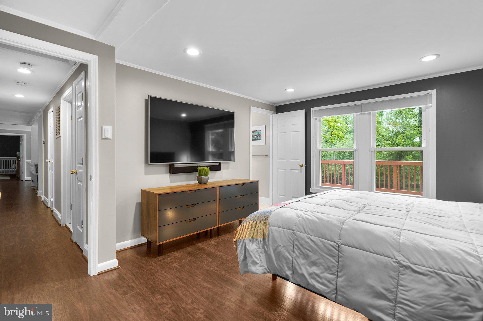 15501 RADWICK LANE