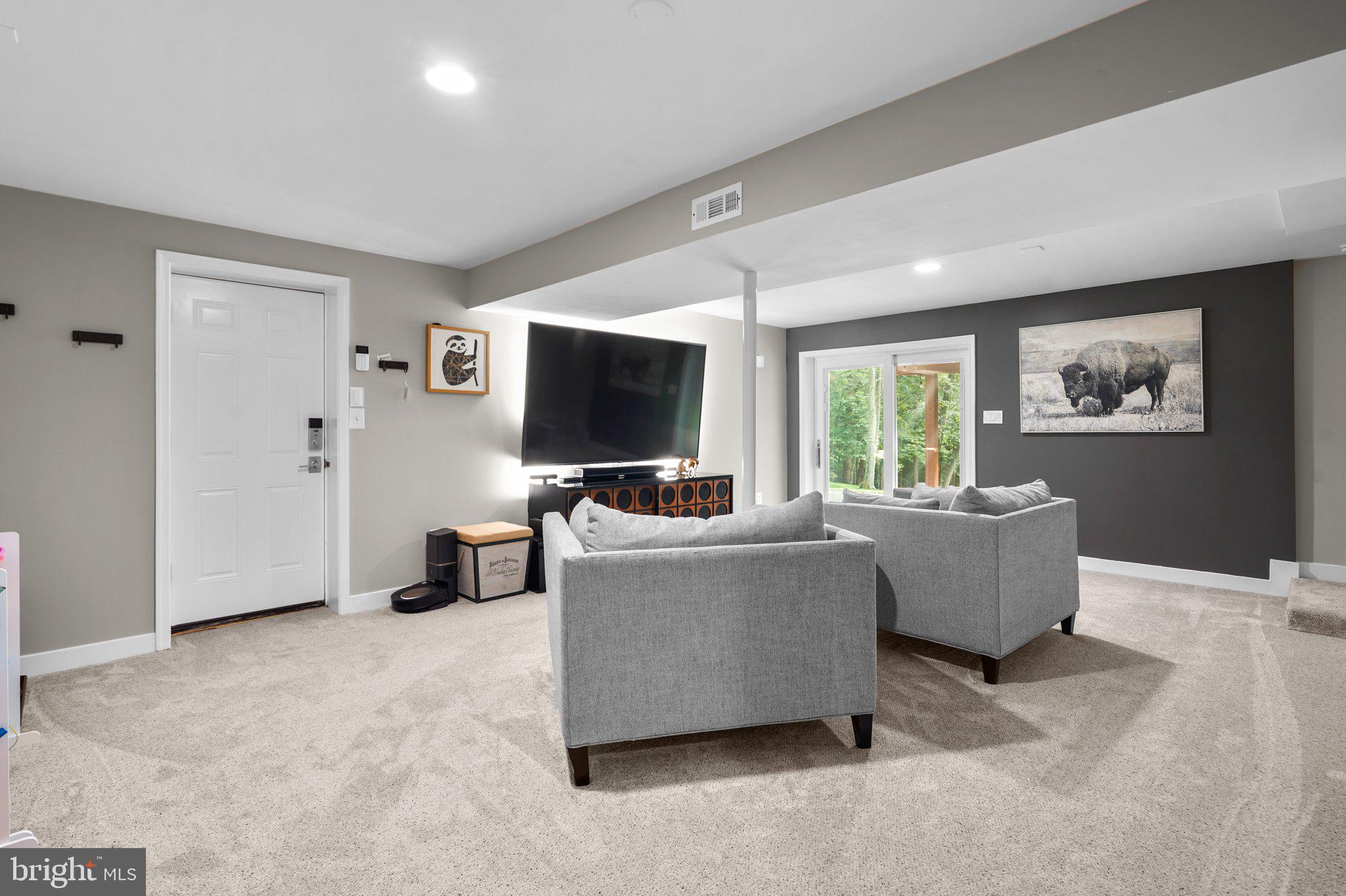 15501 RADWICK LANE