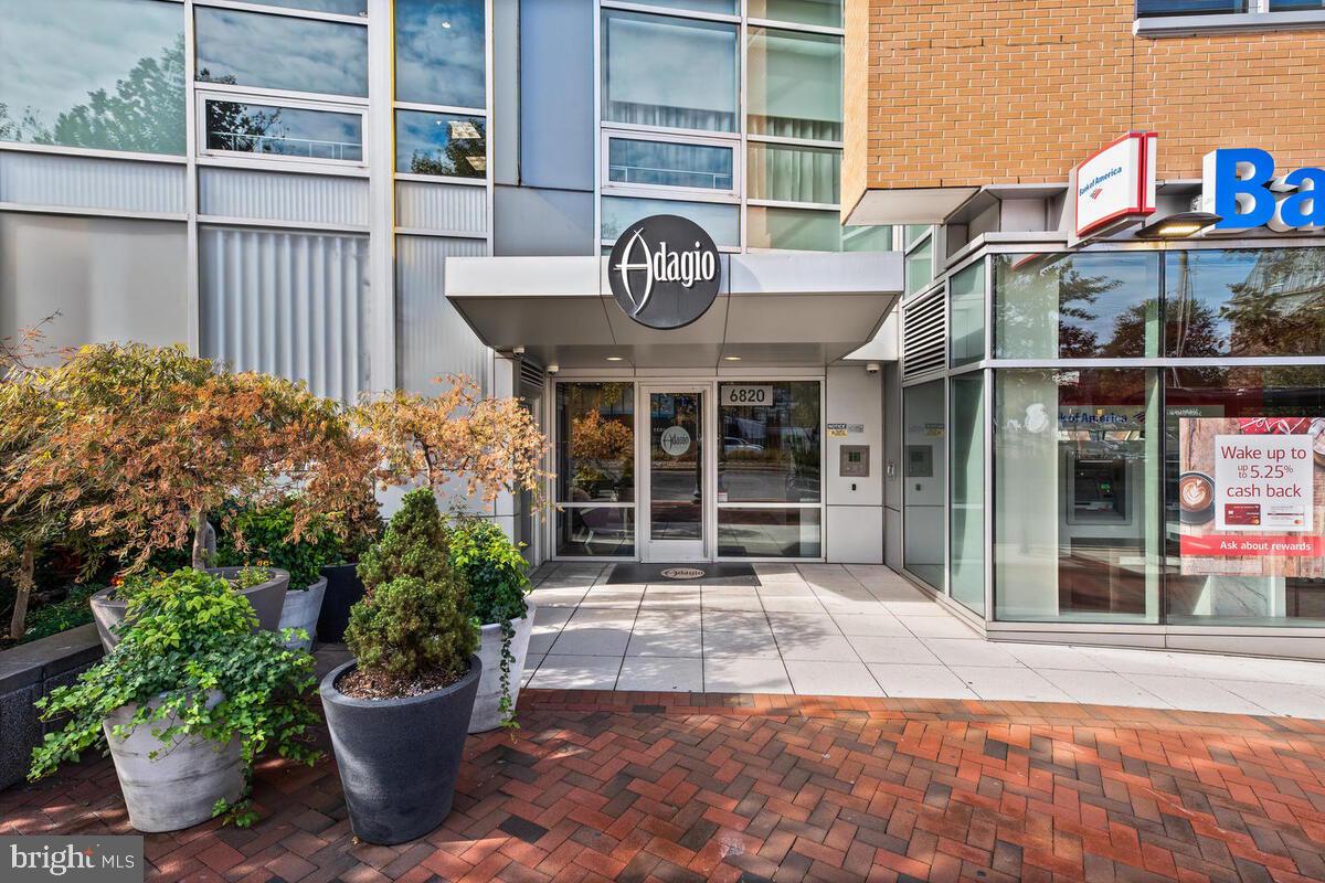 6820 Wisconsin Ave #5003