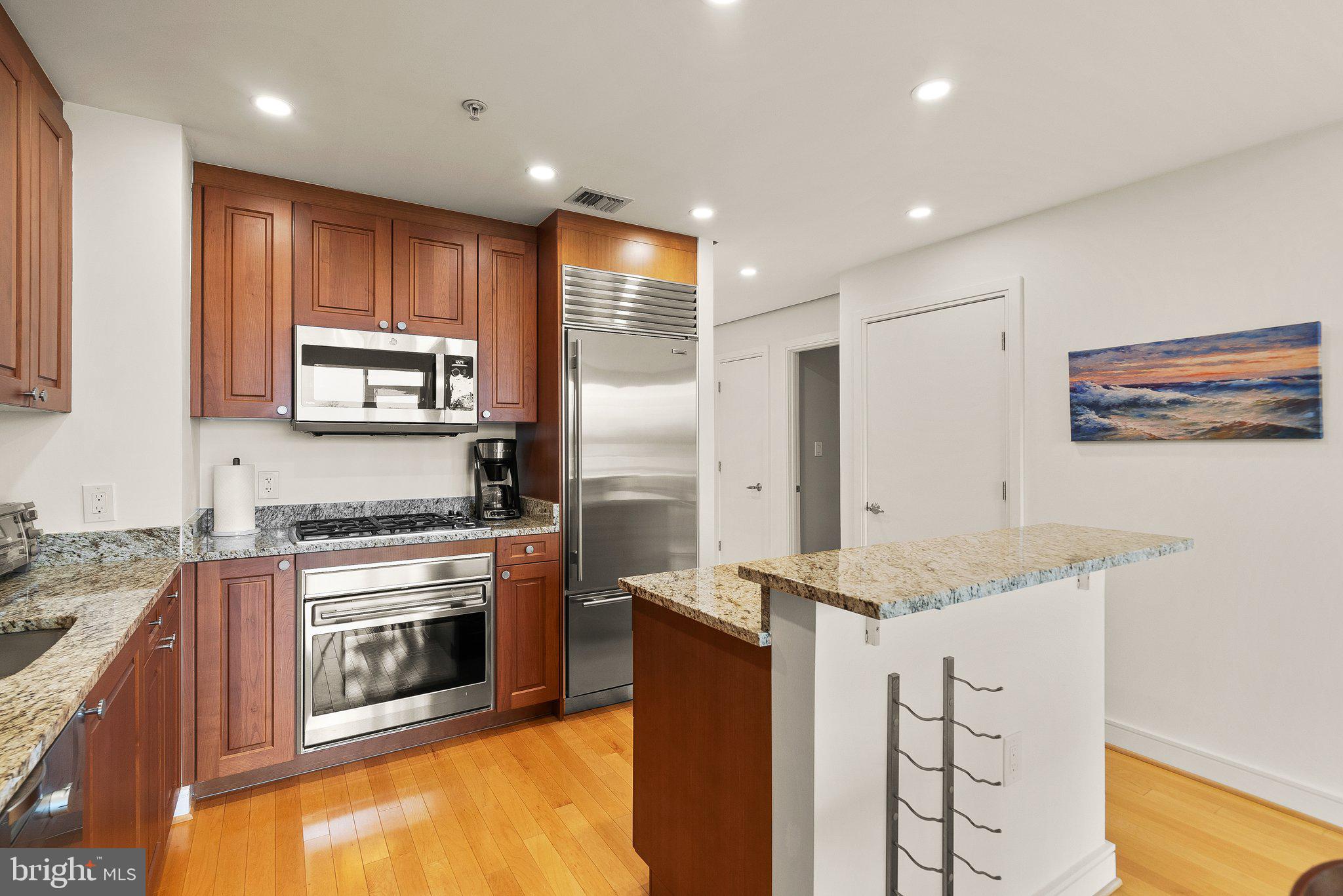 6820 Wisconsin Ave #5003