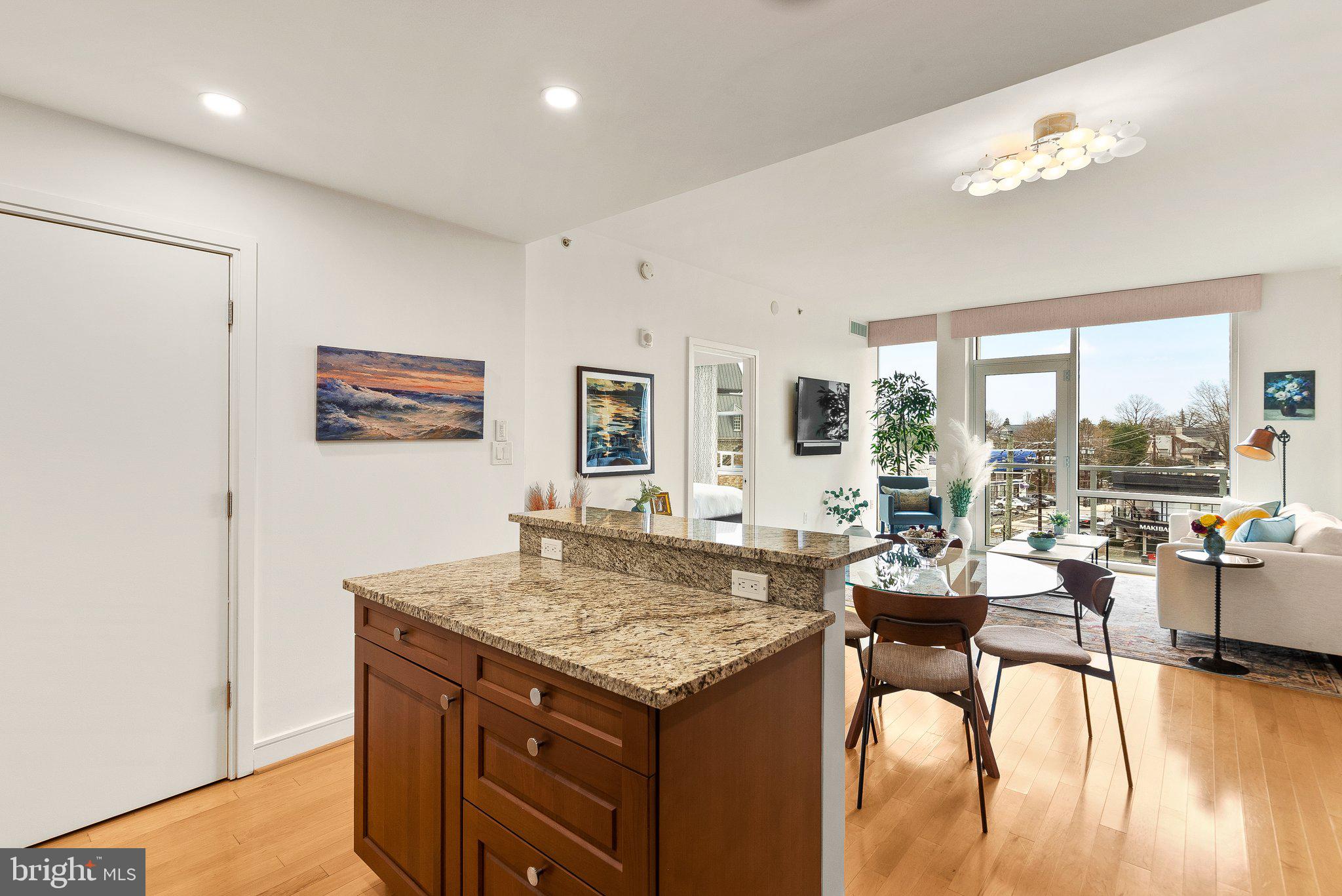 6820 Wisconsin Ave #5003