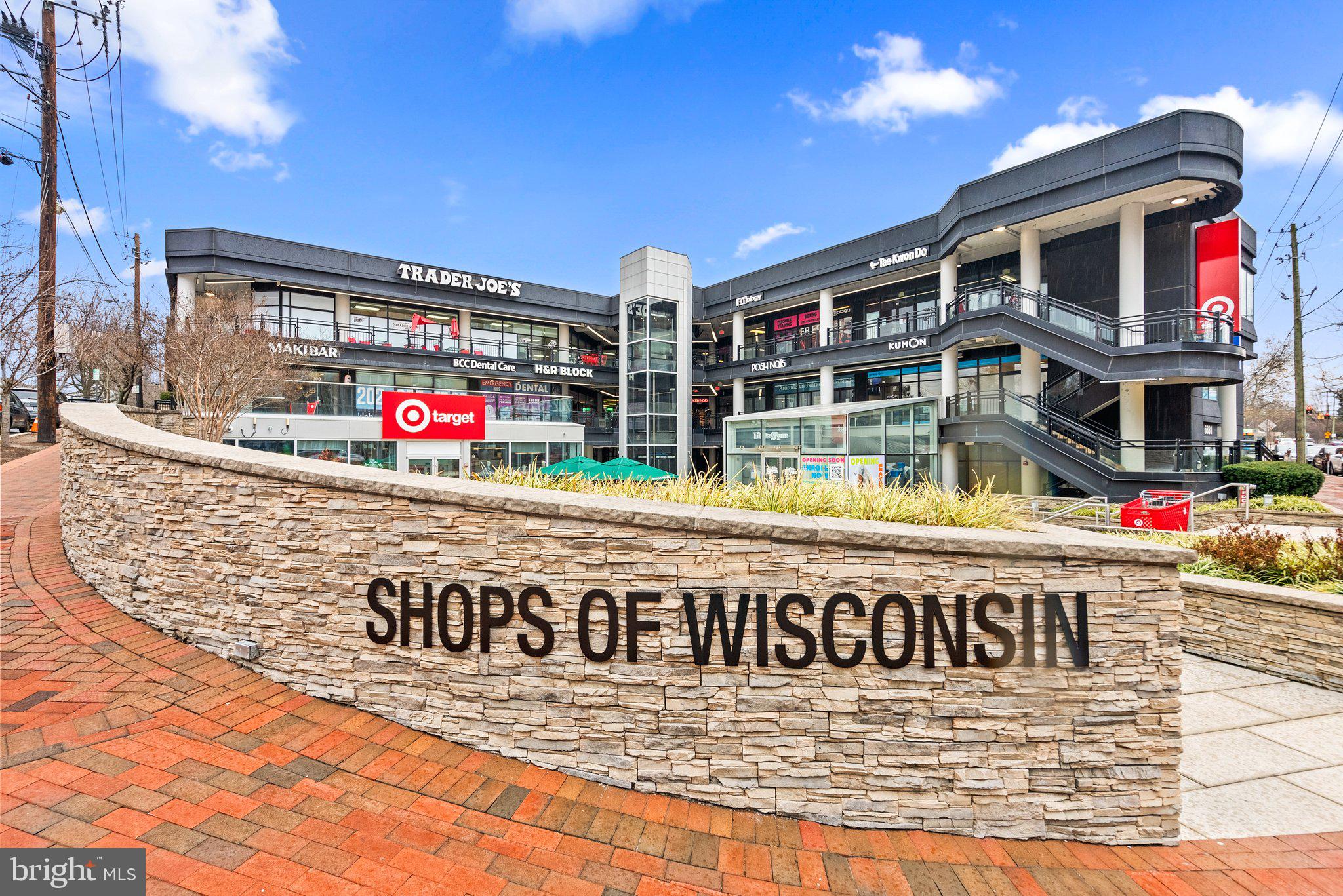 6820 Wisconsin Ave #5003