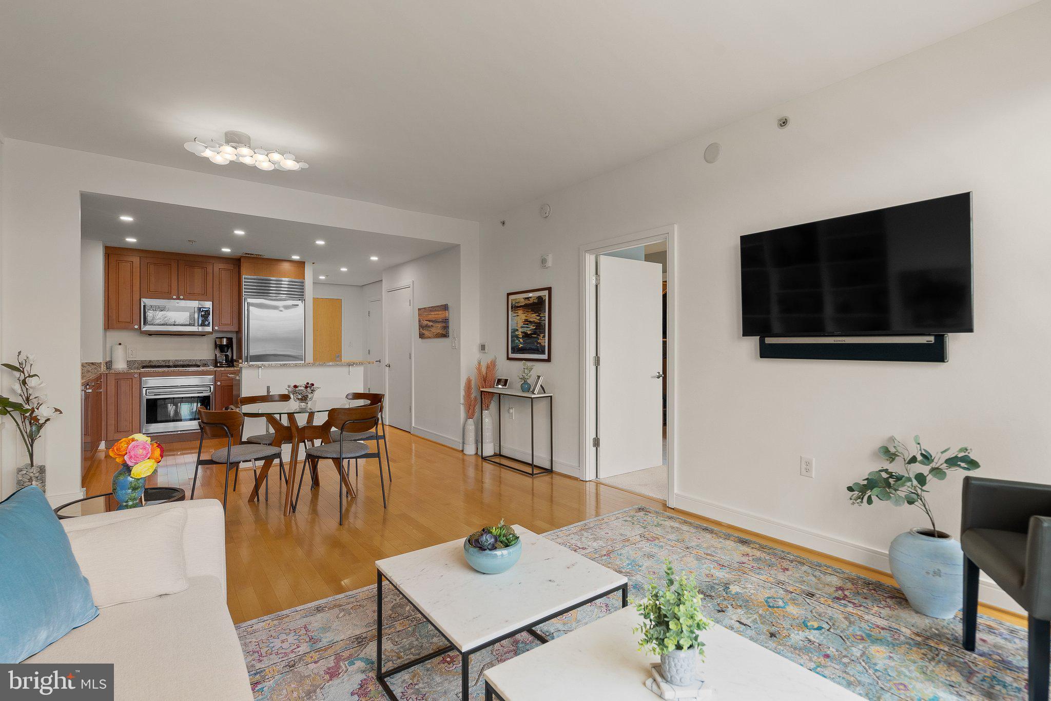 6820 Wisconsin Ave #5003