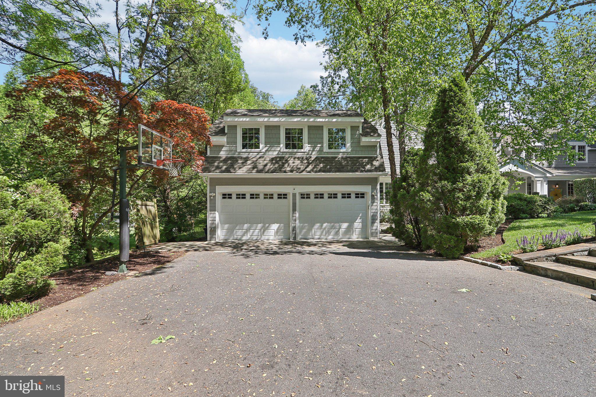 4919 Cumberland Ave