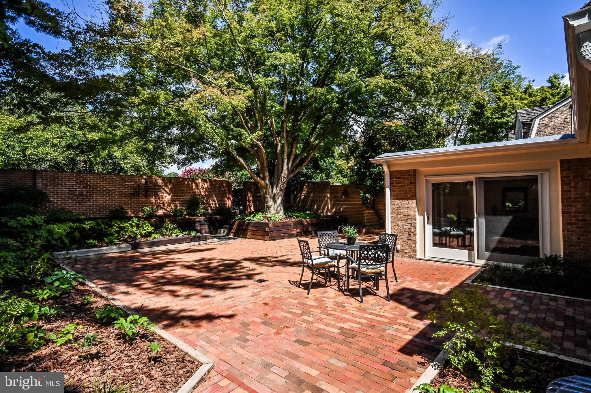 4410 Boxwood Rd