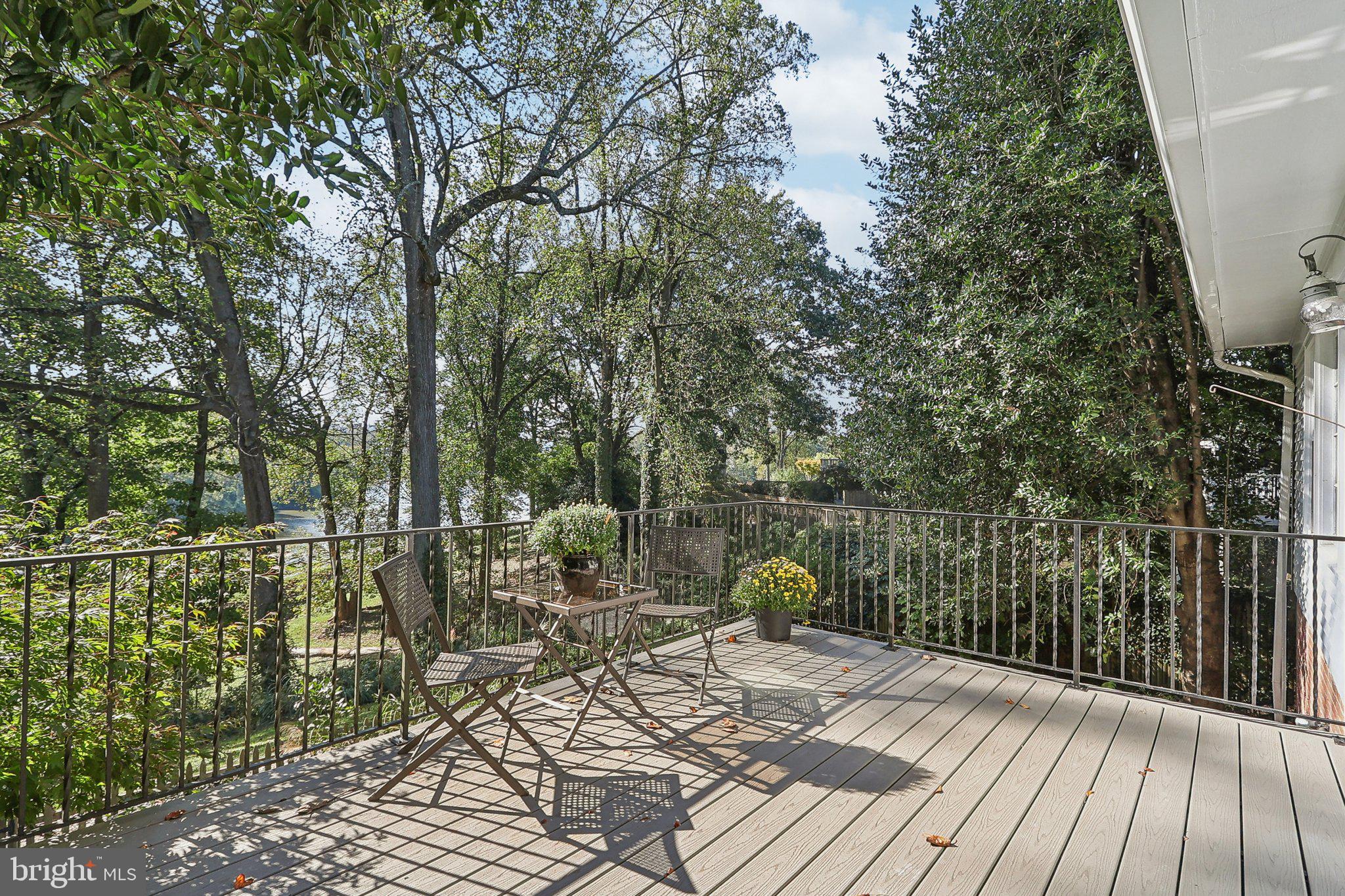 4405 Boxwood Rd