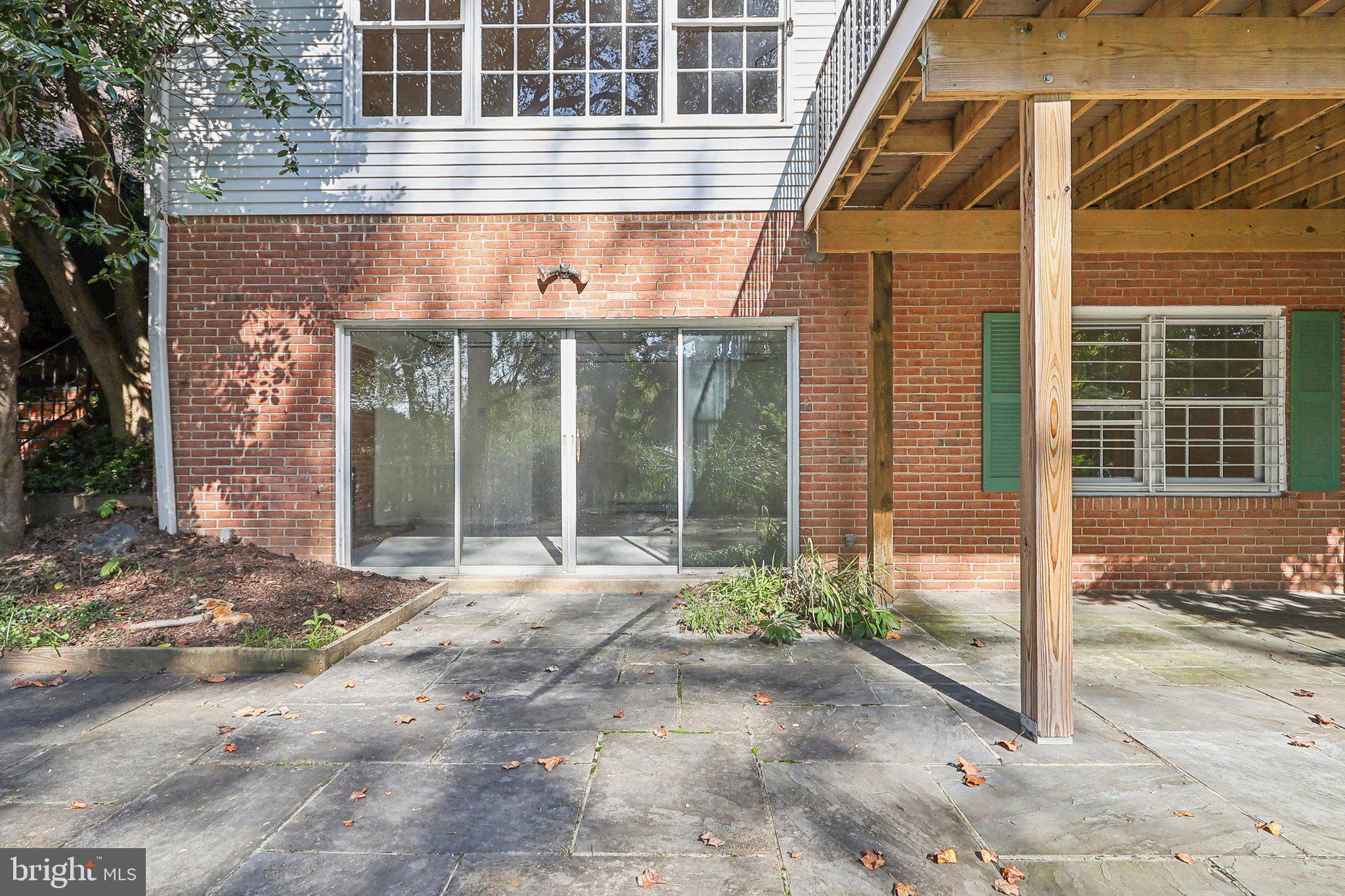 4405 Boxwood Rd