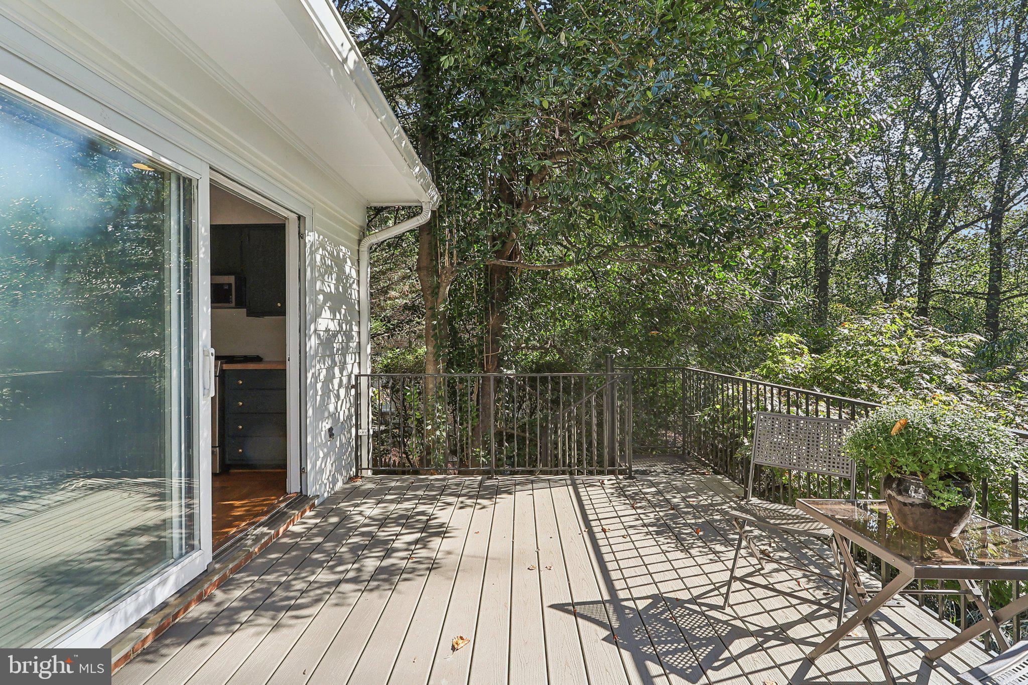 4405 Boxwood Rd