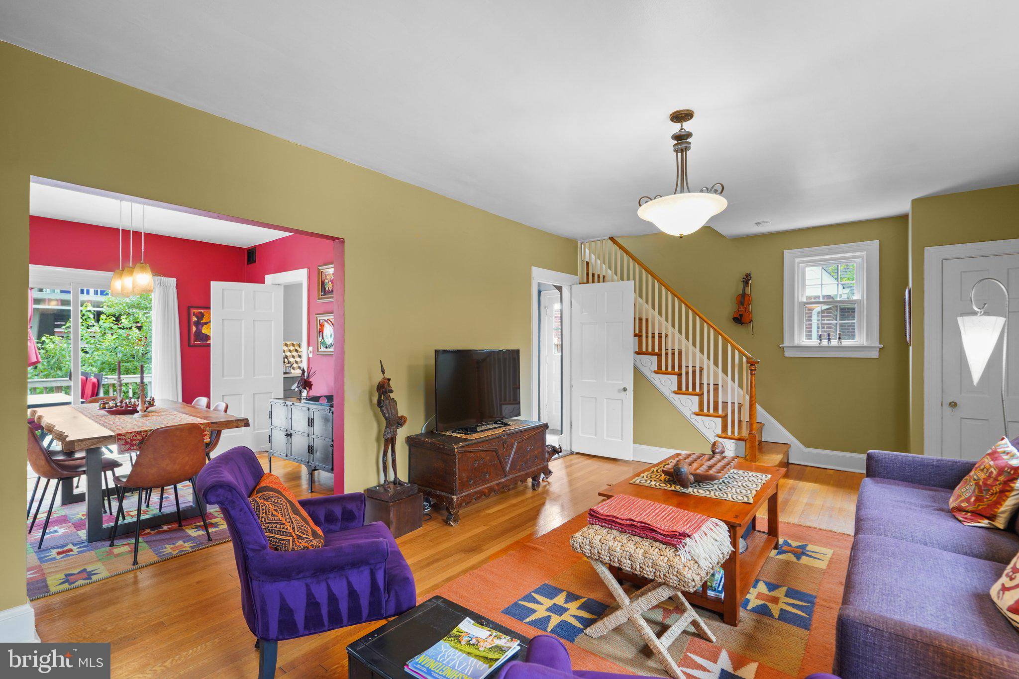 8013 GLENBROOK RD