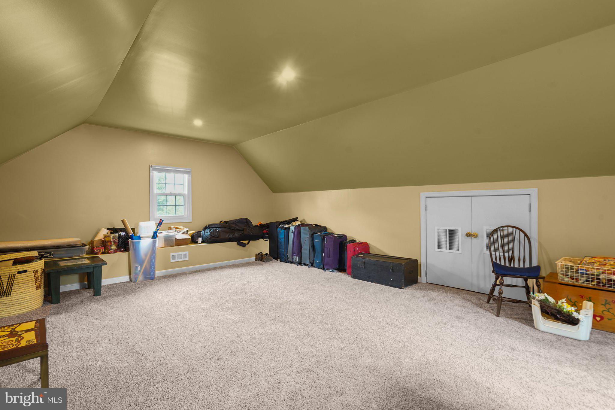 8013 GLENBROOK RD