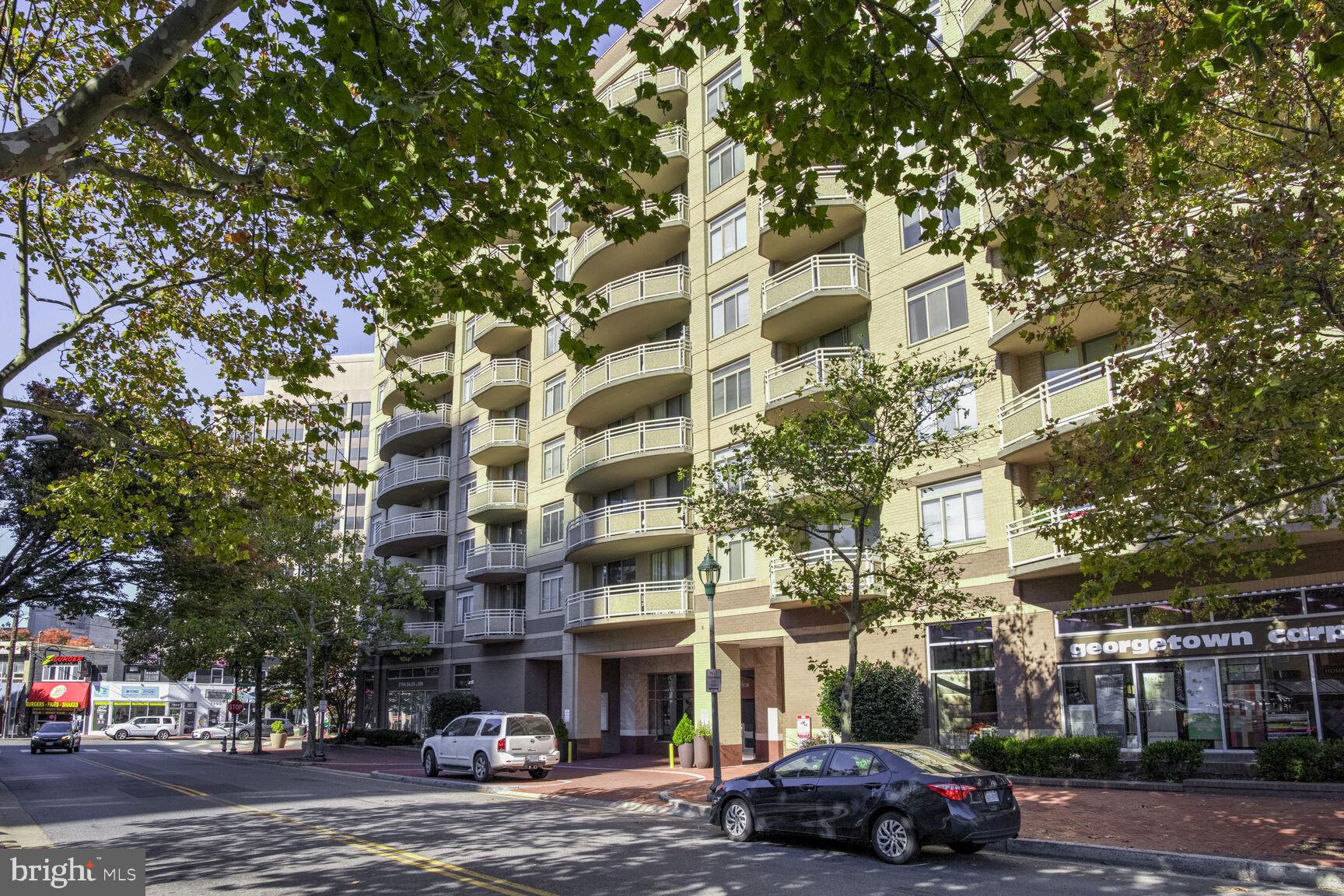 4801 FAIRMONT AVE #904