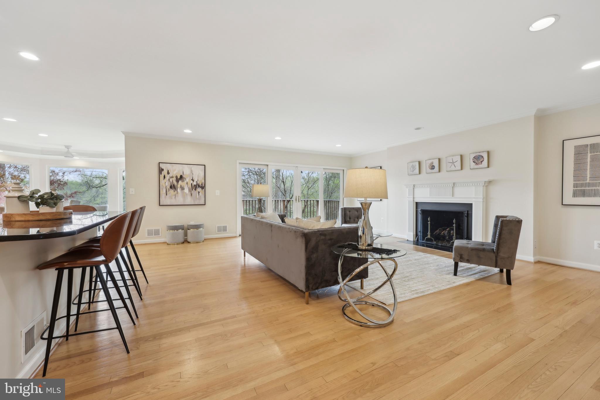 4410 Chalfont Pl