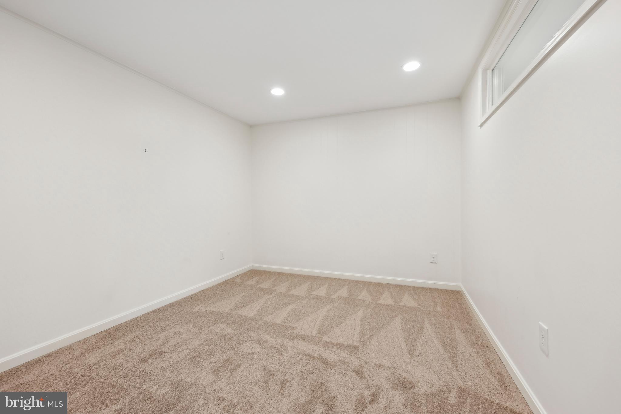 4410 Chalfont Pl