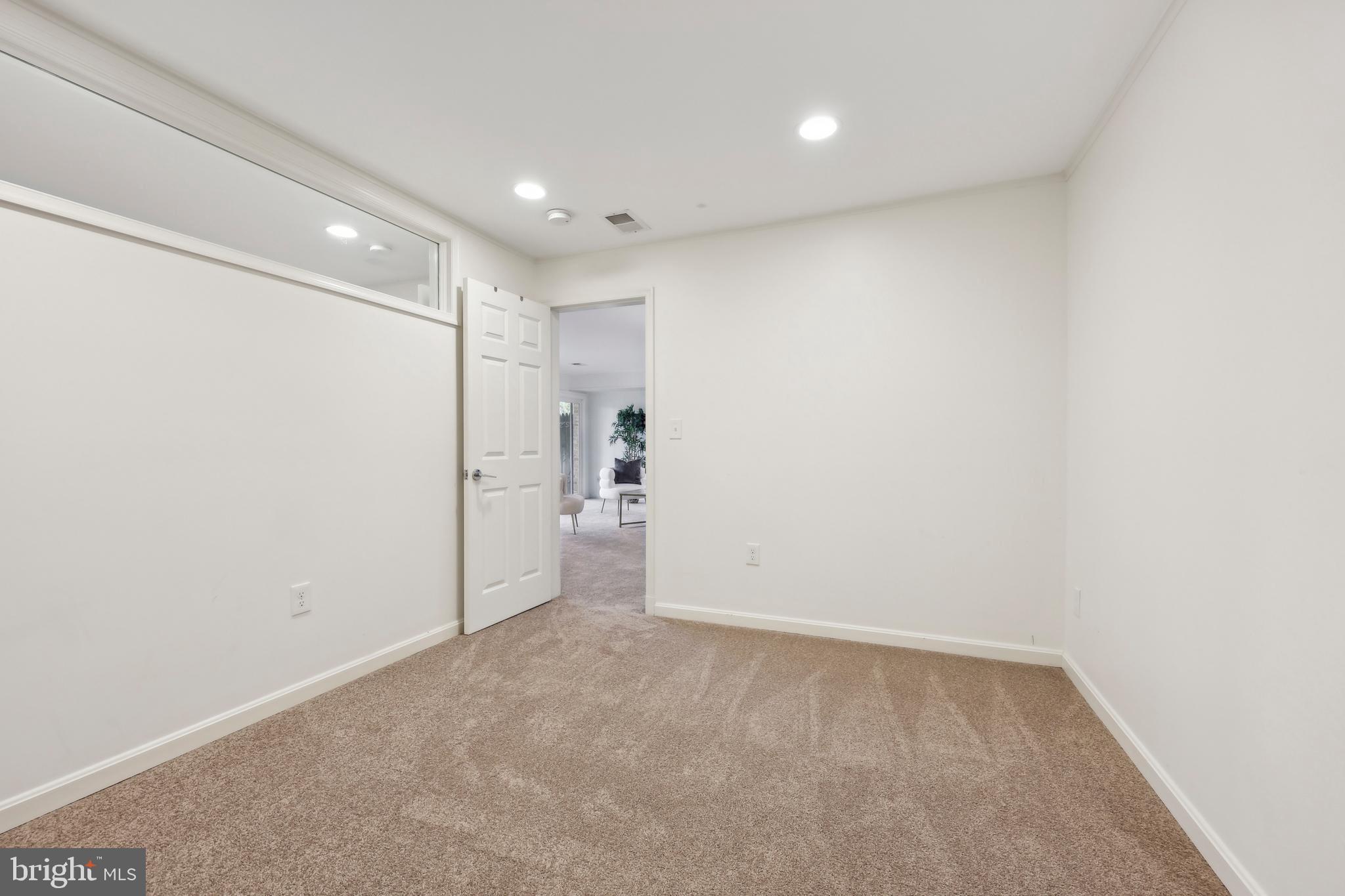 4410 Chalfont Pl
