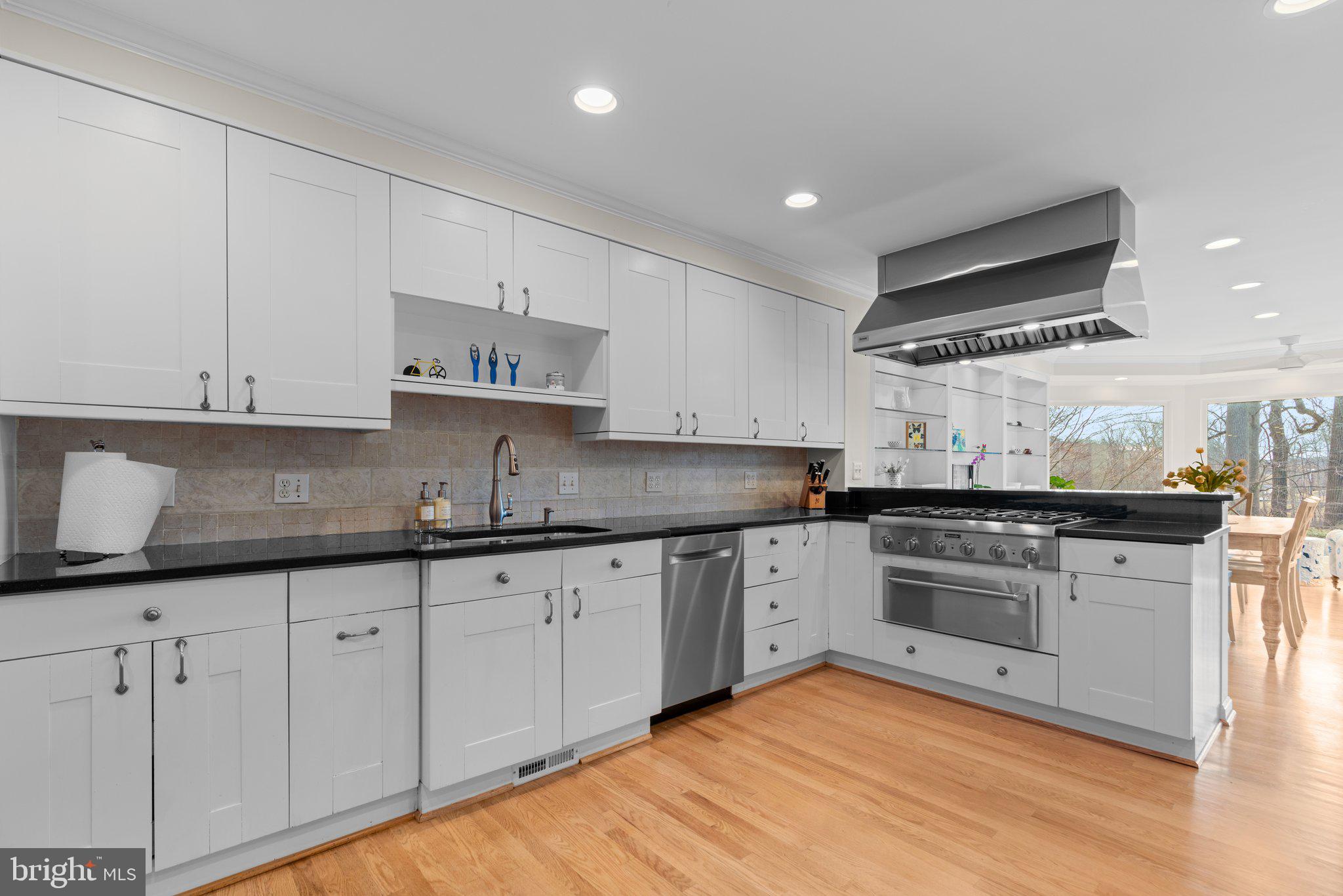 4410 Chalfont Pl