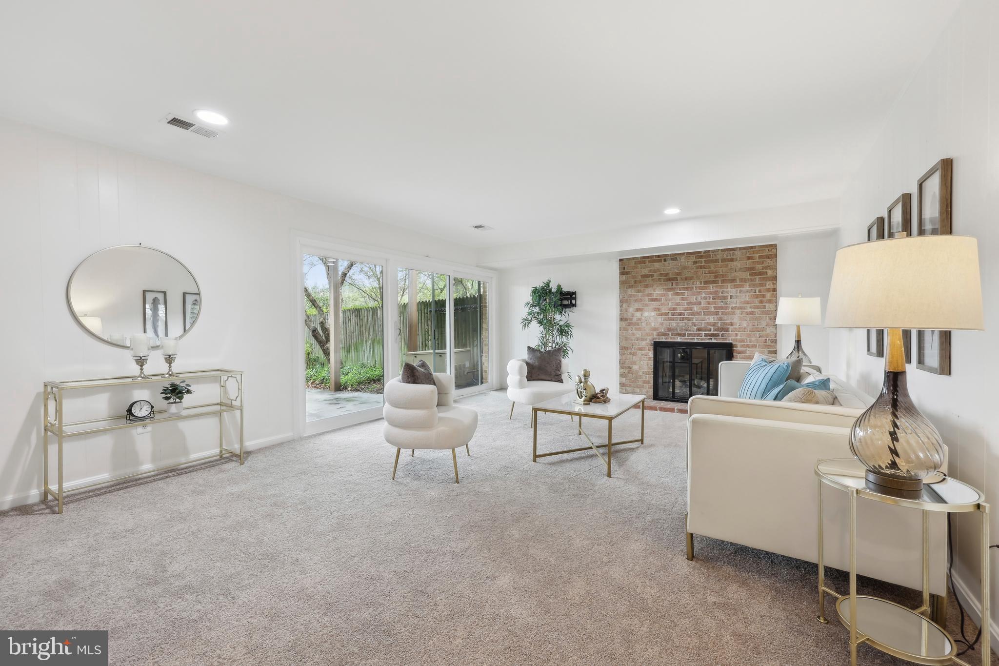 4410 Chalfont Pl
