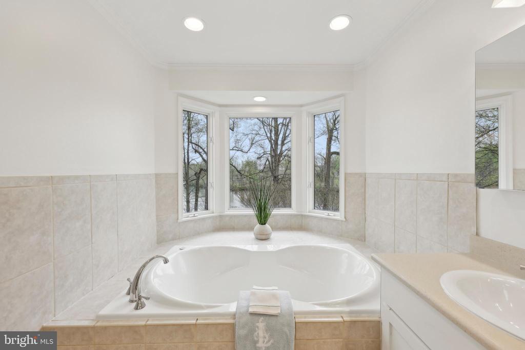 4410 Chalfont Pl