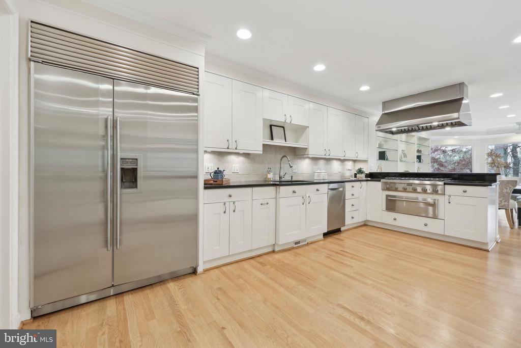 4410 Chalfont Pl