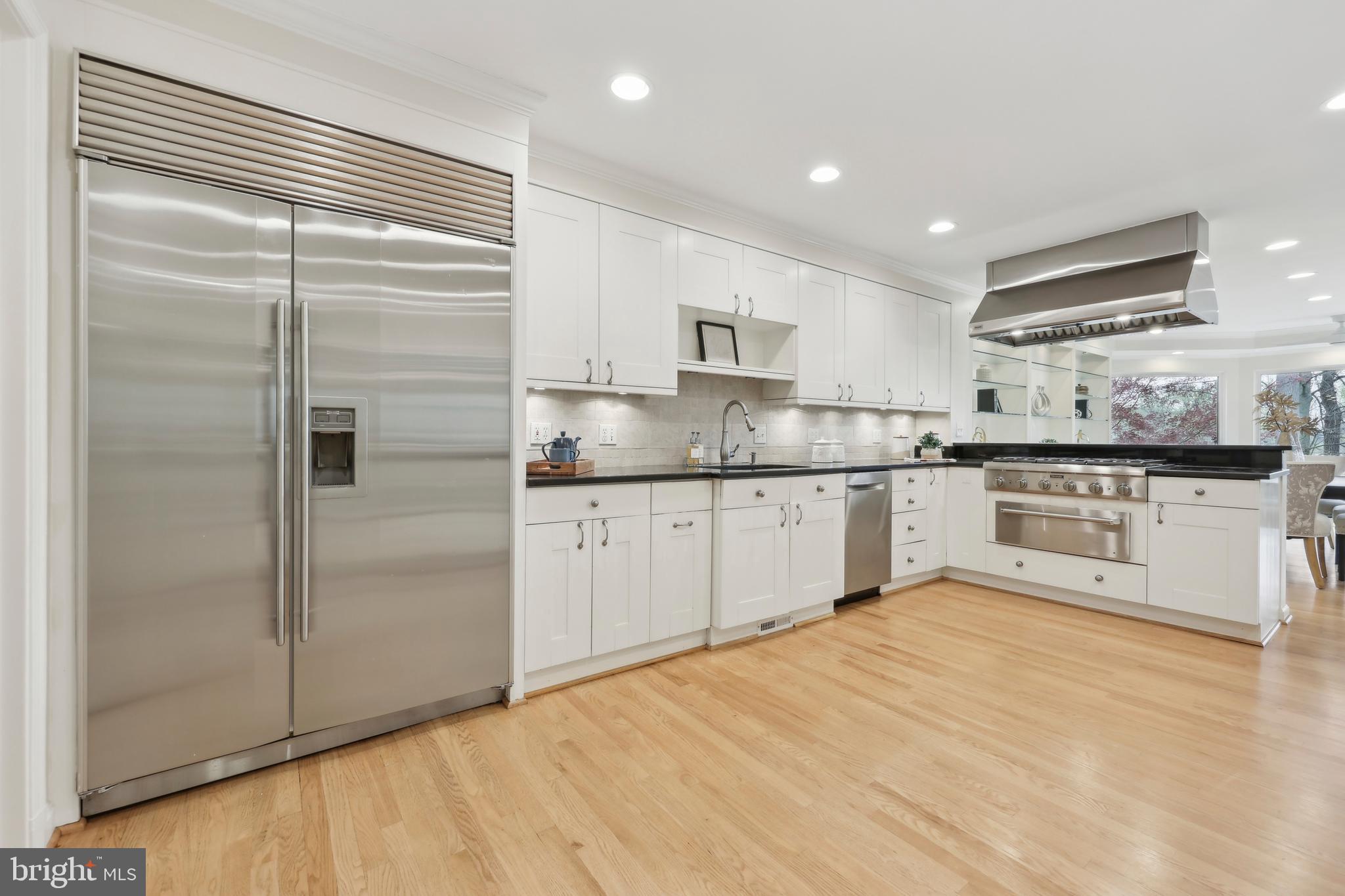 4410 Chalfont Pl