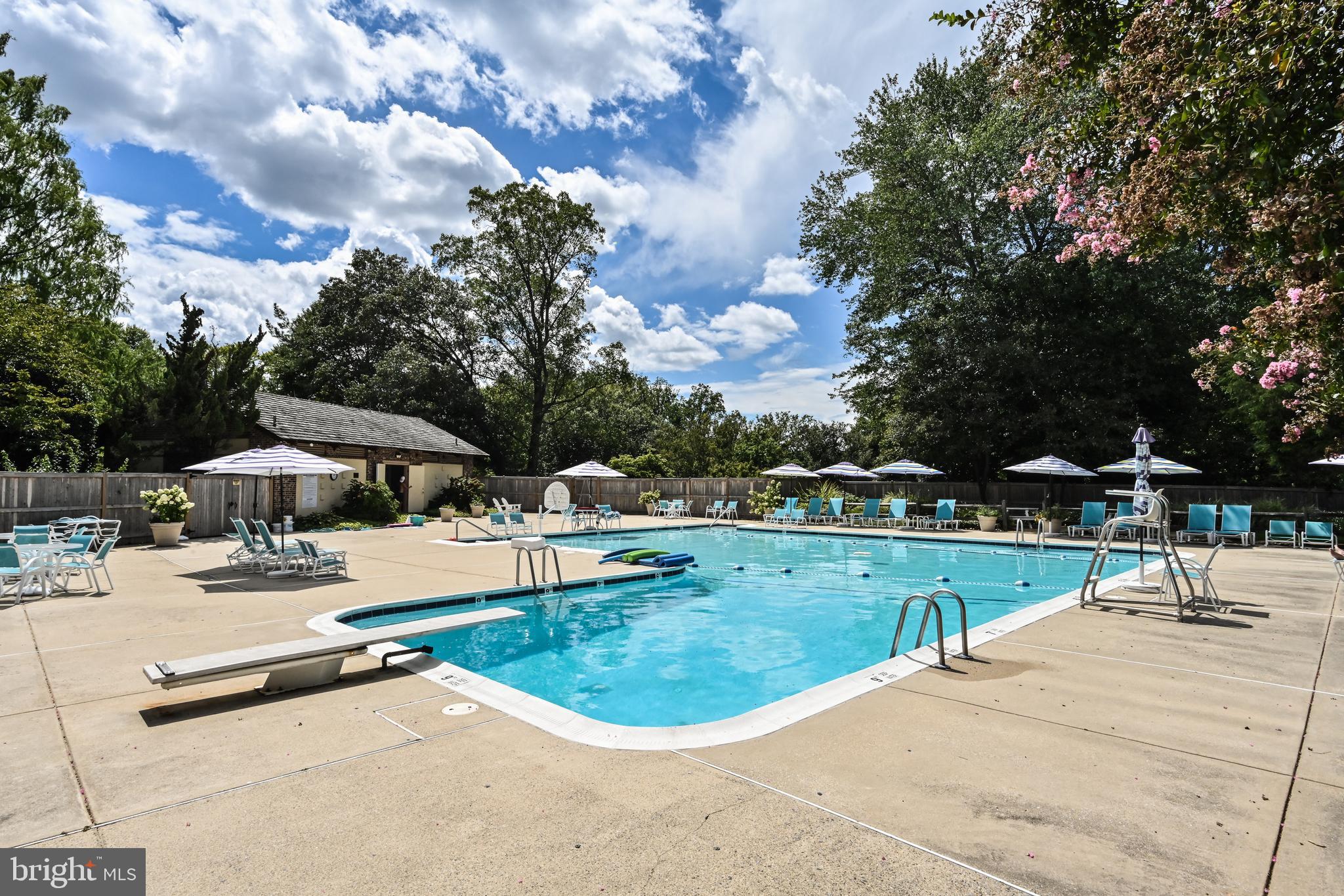 4410 Chalfont Pl