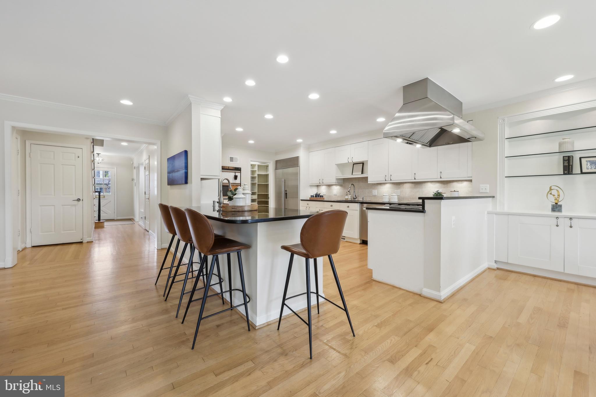 4410 Chalfont Pl