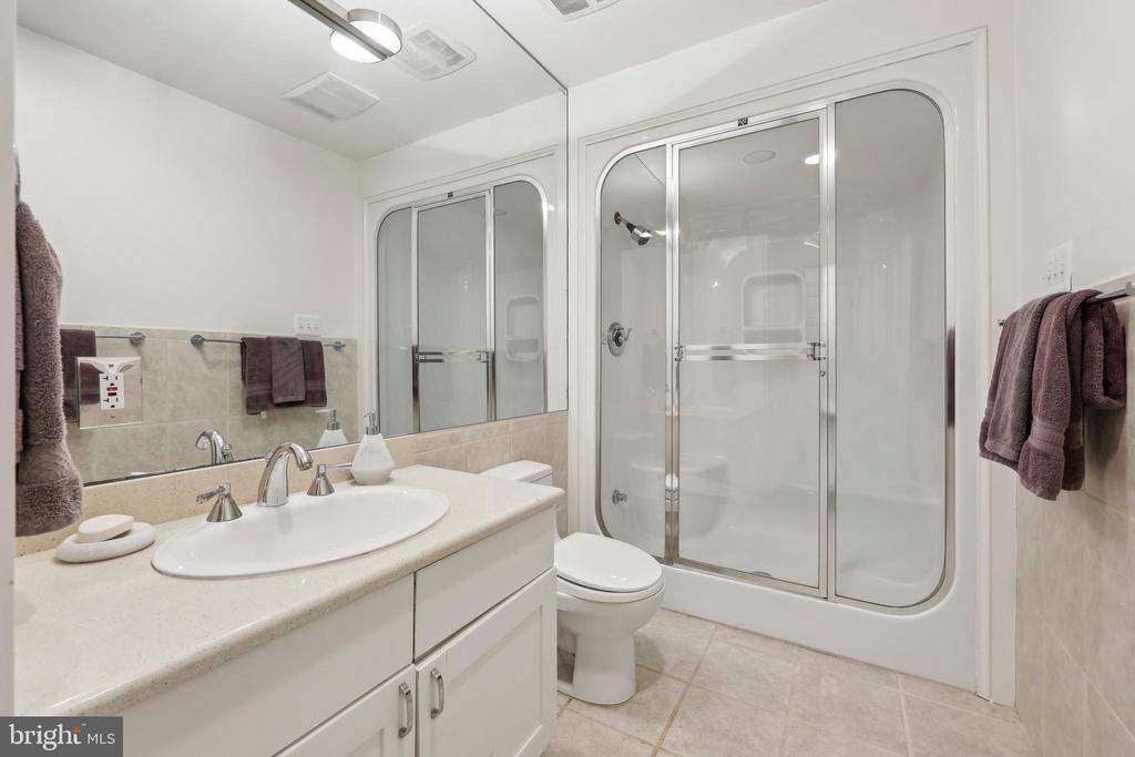 4410 Chalfont Pl