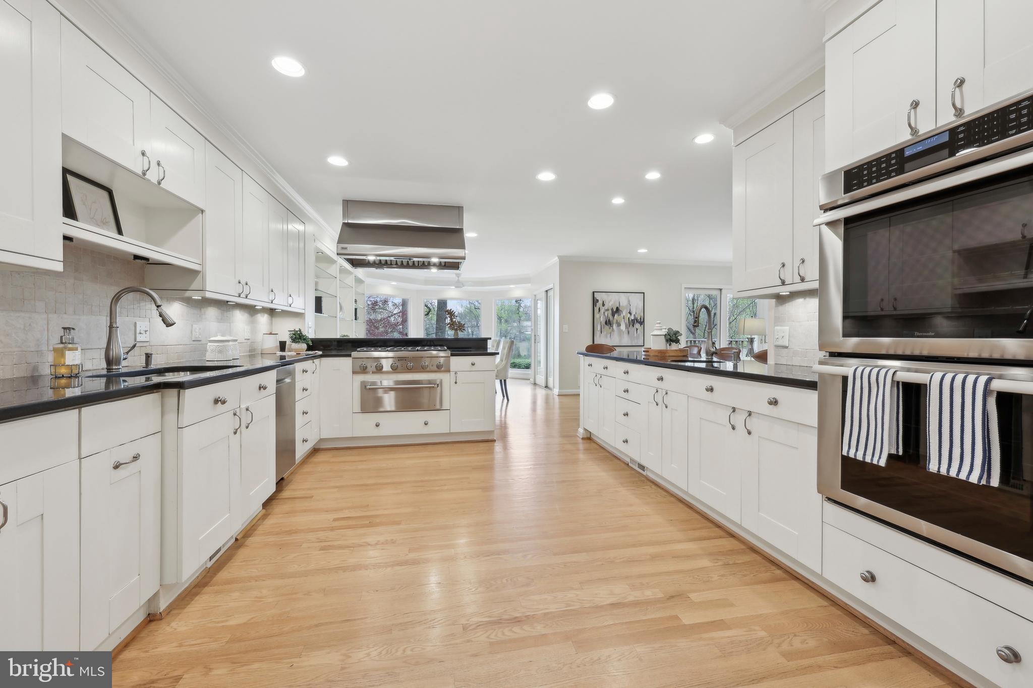 4410 Chalfont Pl