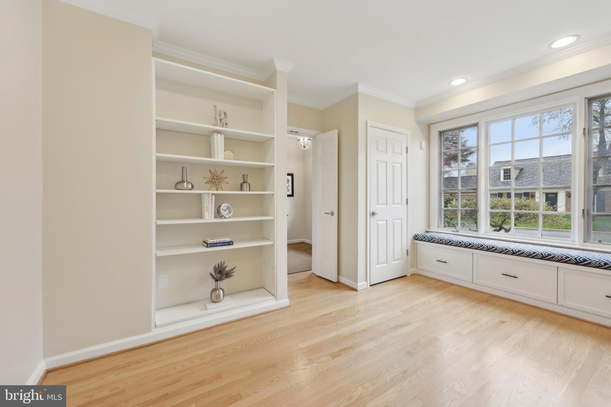 4410 Chalfont Pl