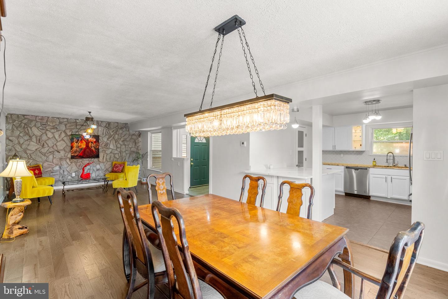 52 Anna Ct #275
