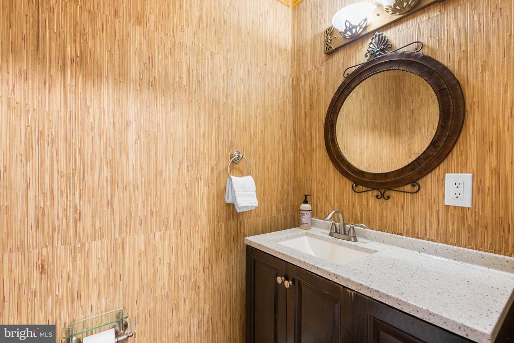 52 Anna Ct #275