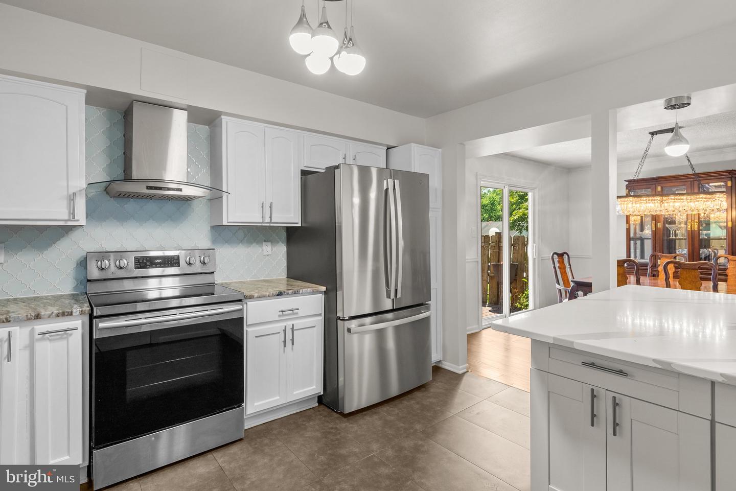 52 Anna Ct #275