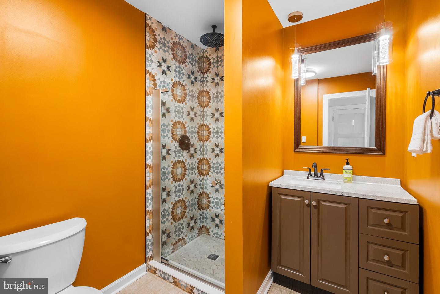 52 Anna Ct #275