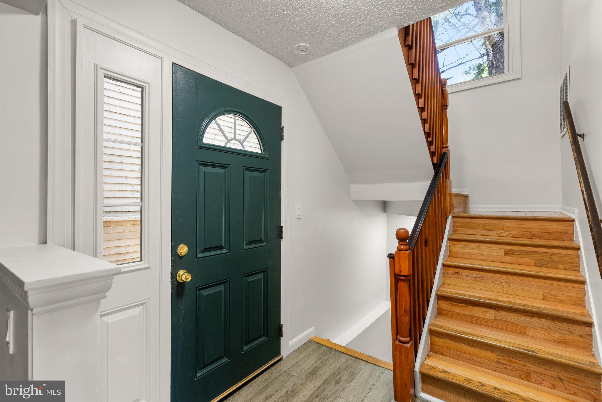 52 Anna Ct #275