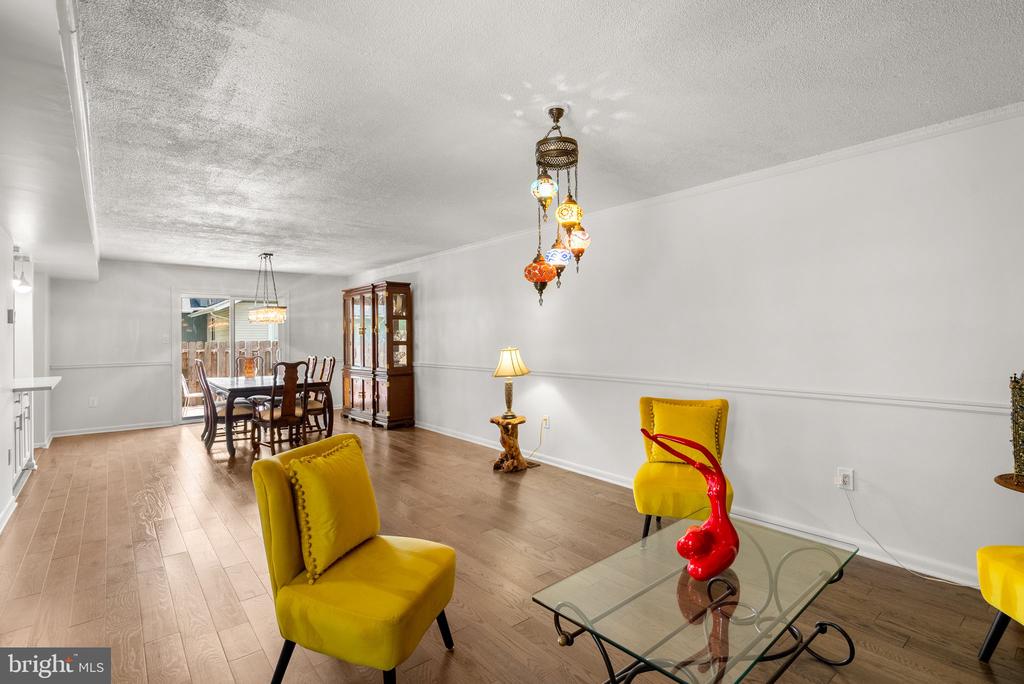 52 Anna Ct #275
