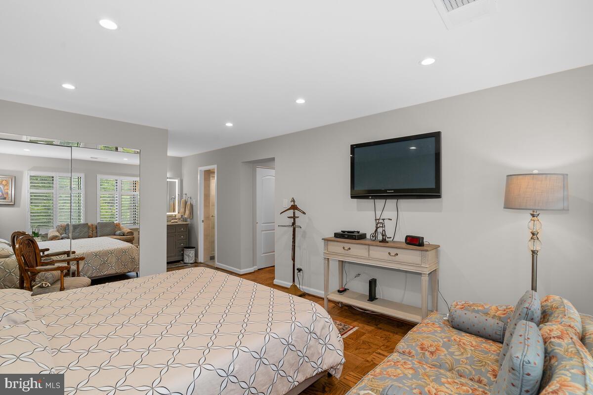 11401 COMMONWEALTH DRIVE 201