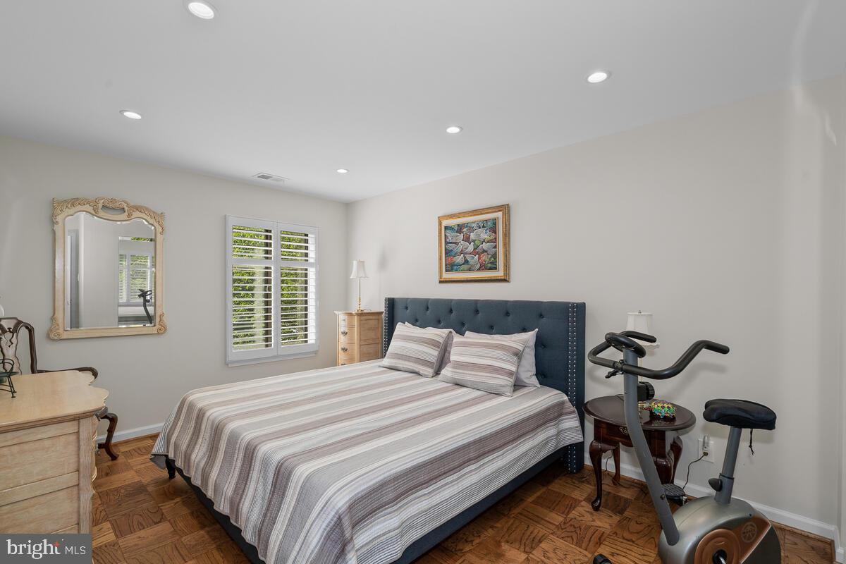 11401 COMMONWEALTH DRIVE 201