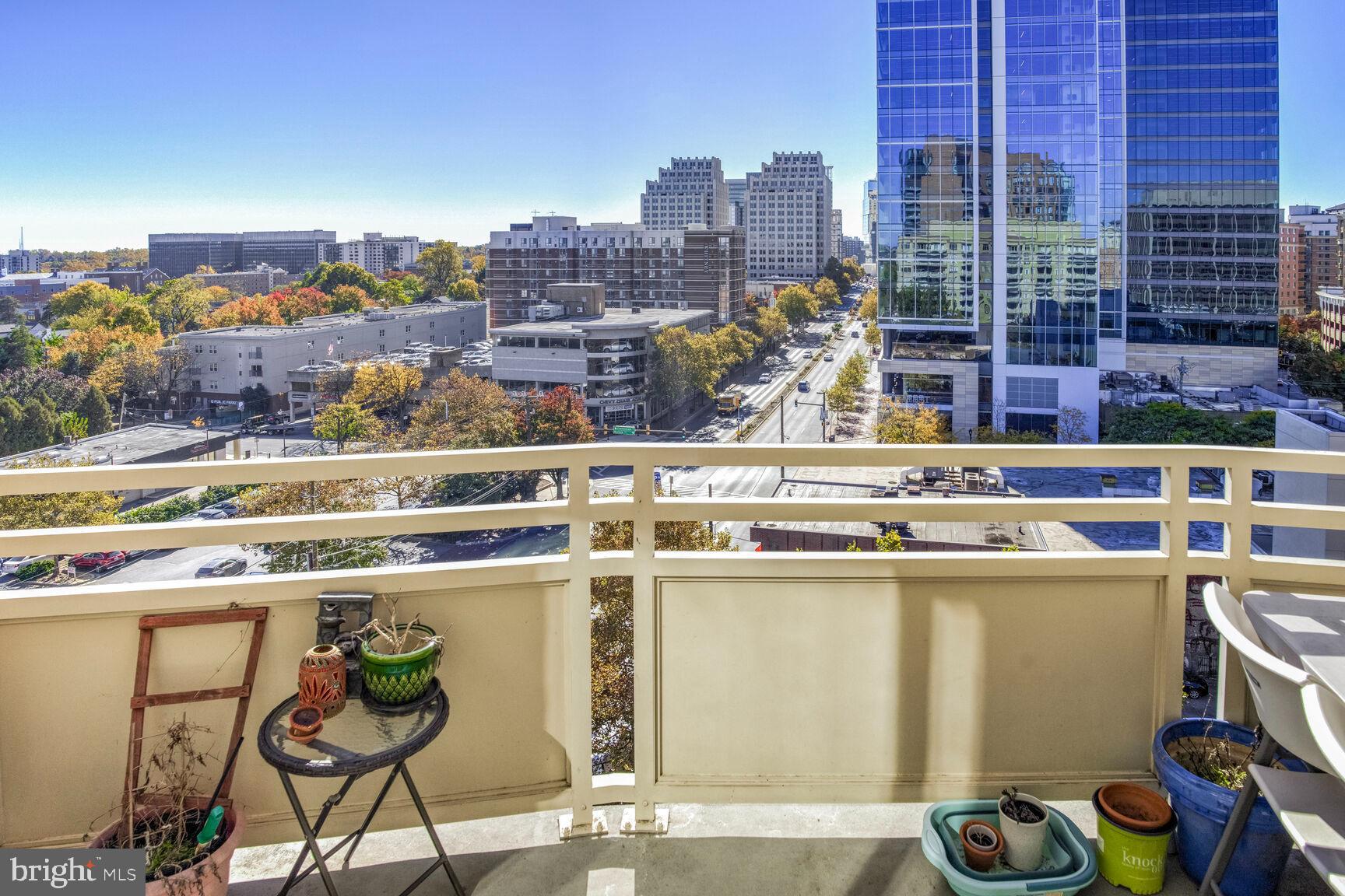 4801 FAIRMONT AVENUE 904