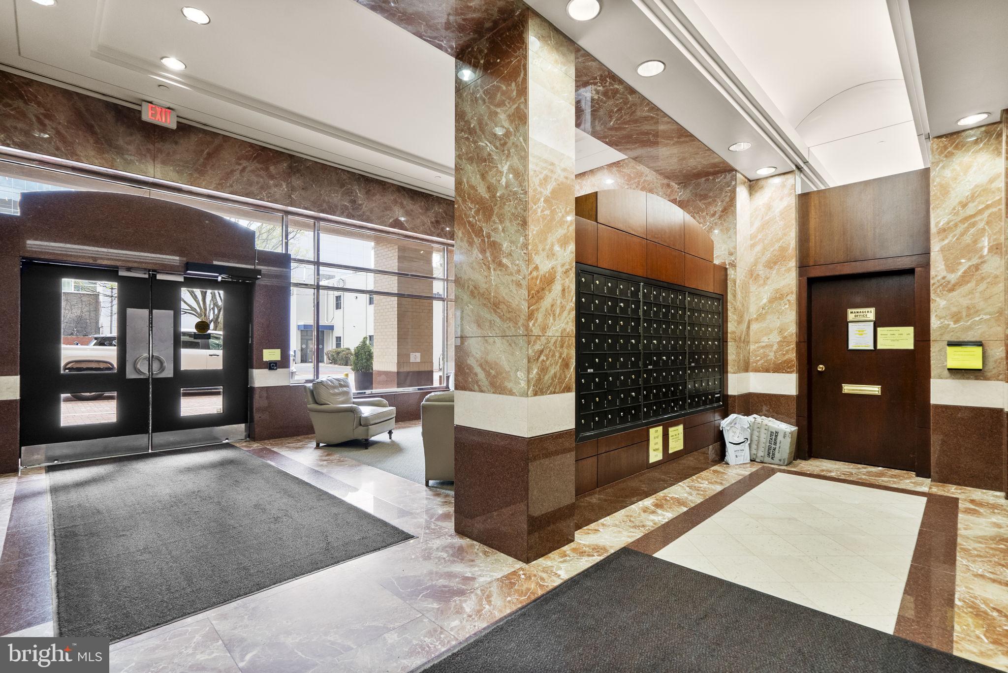 4801 FAIRMONT AVENUE 904