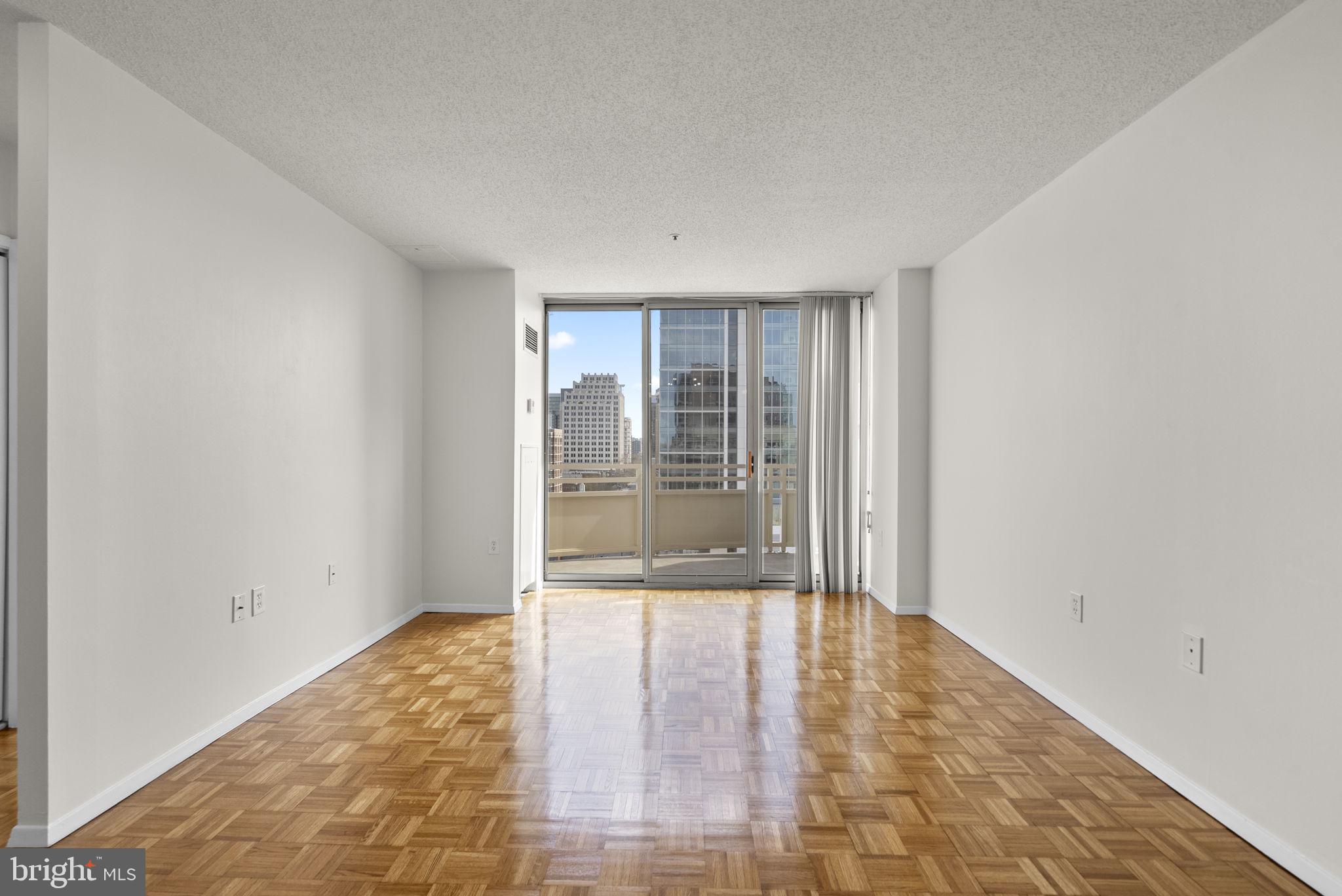 4801 FAIRMONT AVENUE 904