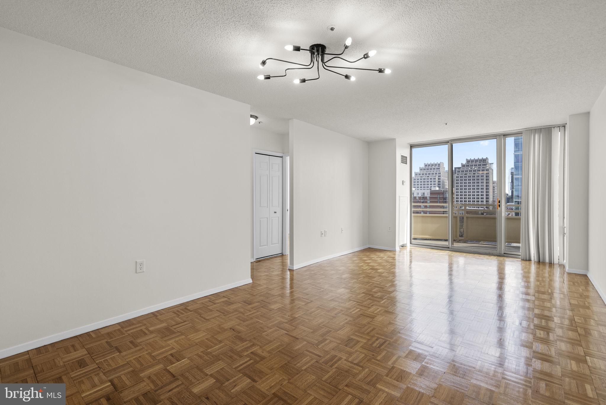 4801 FAIRMONT AVENUE 904