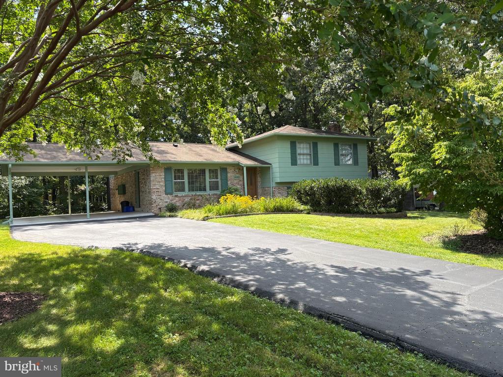18001 MILL CREEK DRIVE