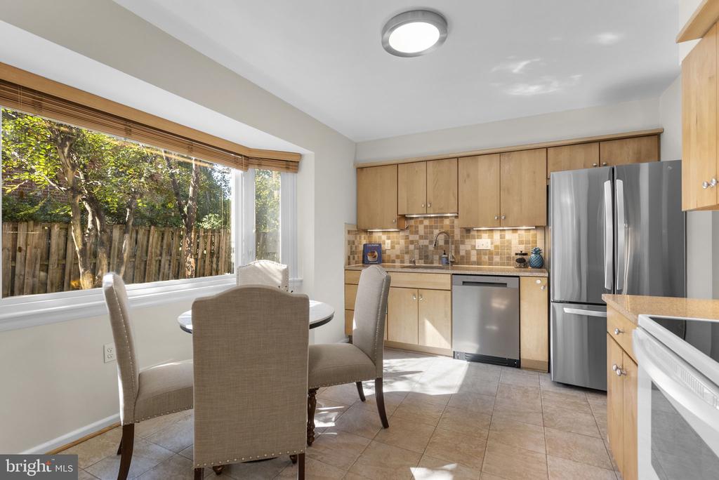 8810 SPRING VALLEY ROAD