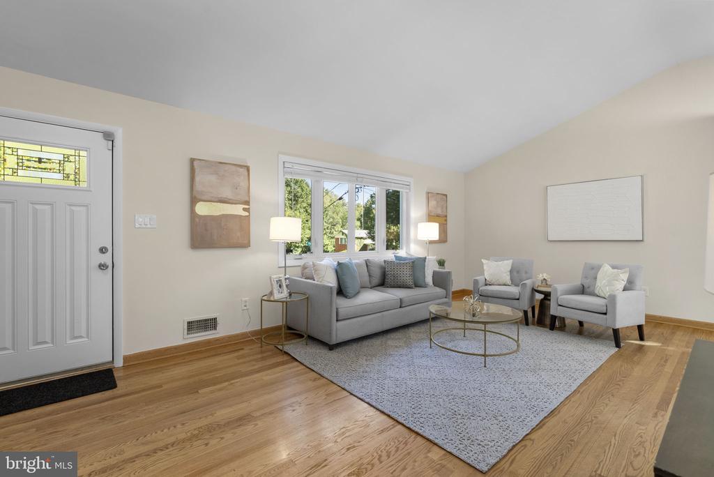 8810 SPRING VALLEY ROAD