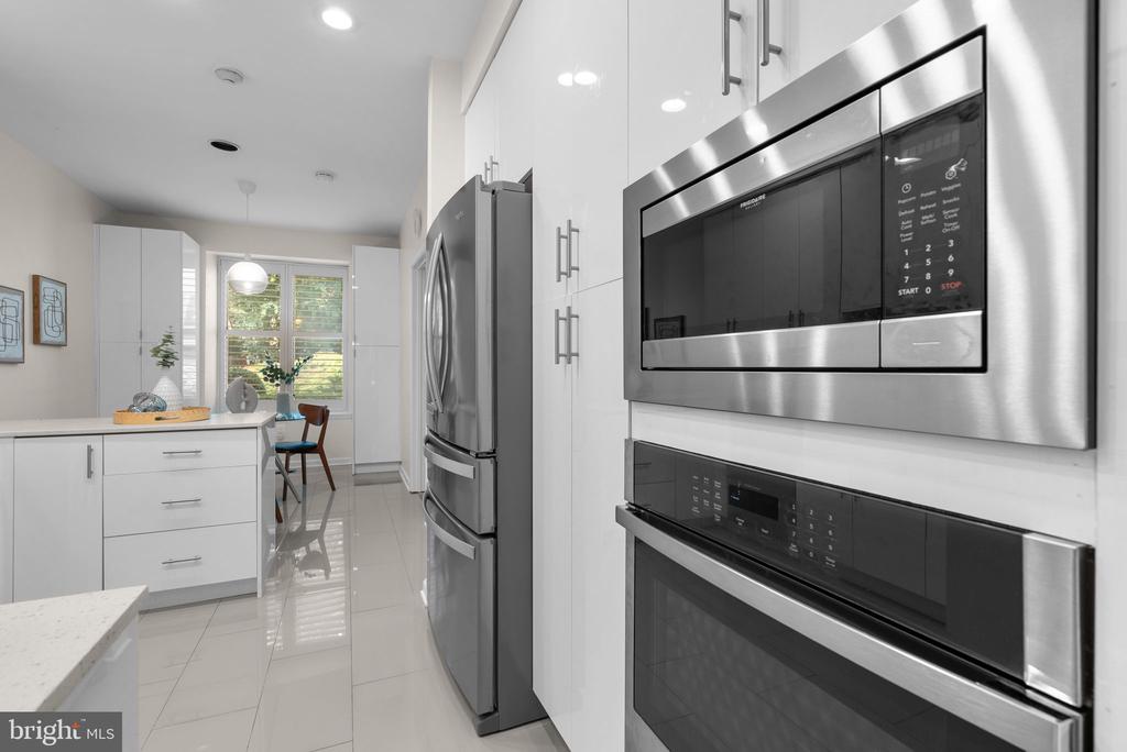6113 GOLDTREE WAY