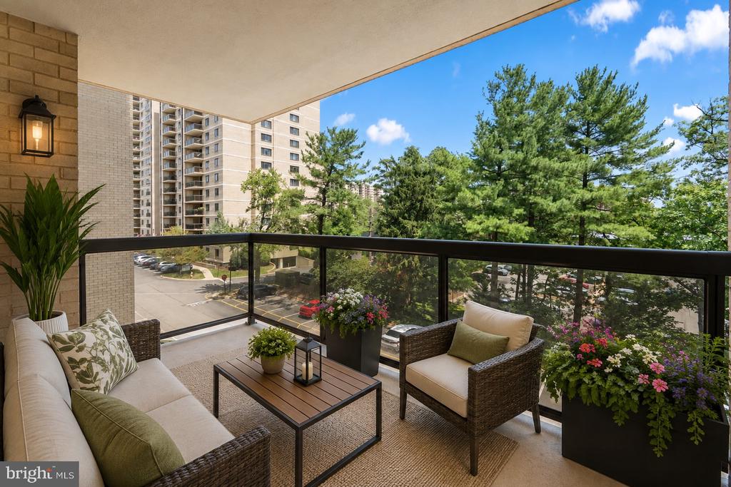 309 YOAKUM PARKWAY Unit: #406